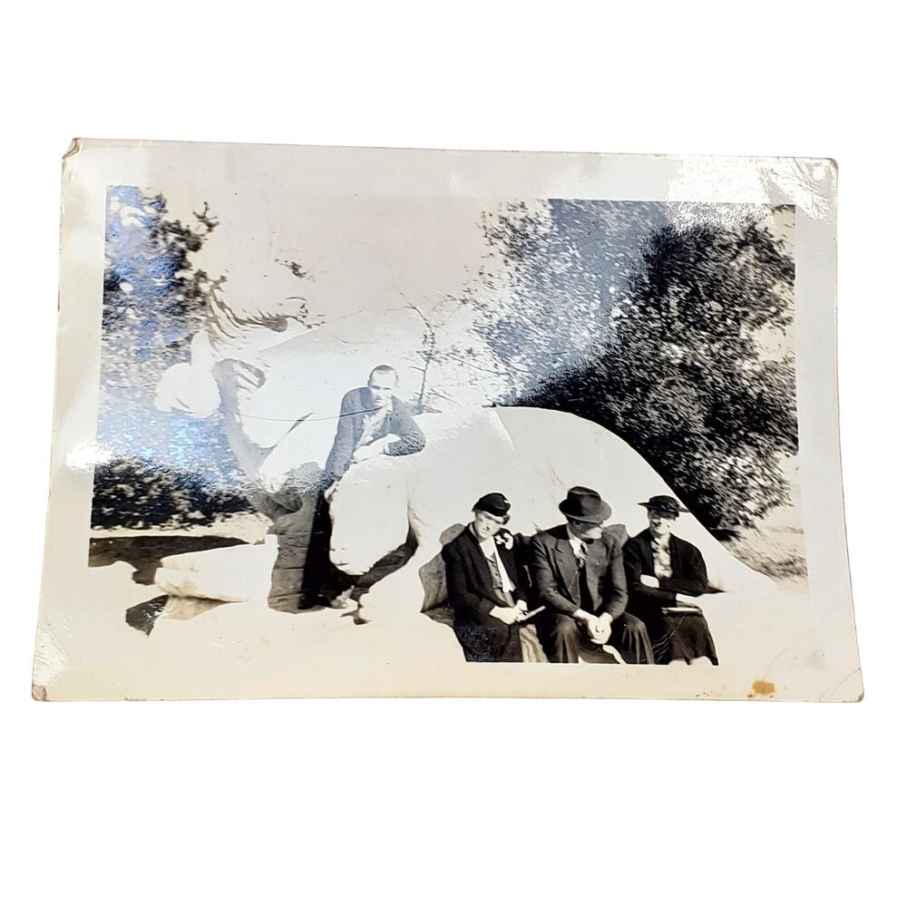 Friends Posing La Brea Tar Pits Sloth Statue B&W Photo 1940s Found Vtg Snapshot